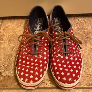 Women’s Keds Red, White, & Blue Ombré Stars Flat Shoes